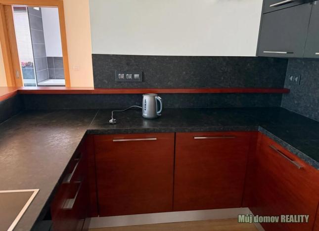 Pronájem bytu 3+kk, Praha - Vysočany, Ocelářská, 80 m2