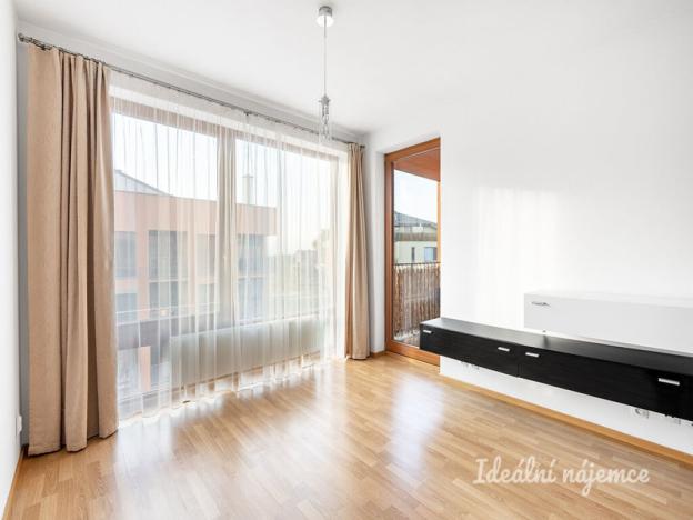 Pronájem bytu 2+kk, Říčany, Na Fialce, 48 m2