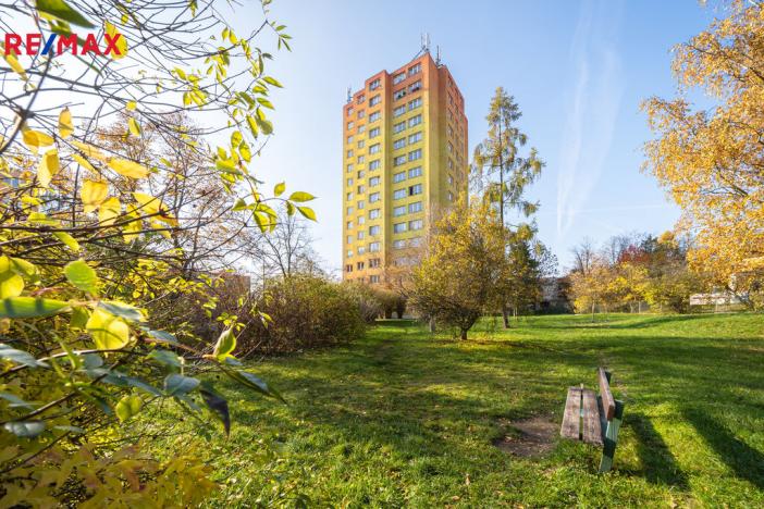 Prodej bytu 2+1, Praha - Kamýk, Zárubova, 54 m2