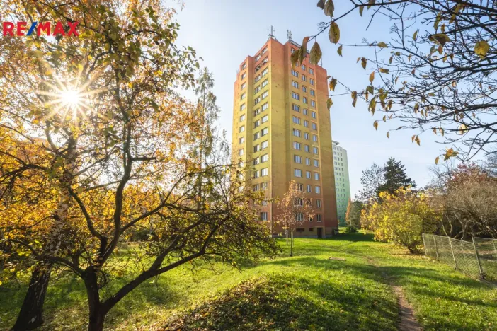 Prodej bytu 2+1, Praha - Kamýk, Zárubova, 54 m2