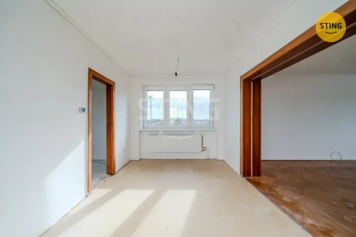 Prodej bytu 4+1, Dolní Lhota, K nádraží, 120 m2