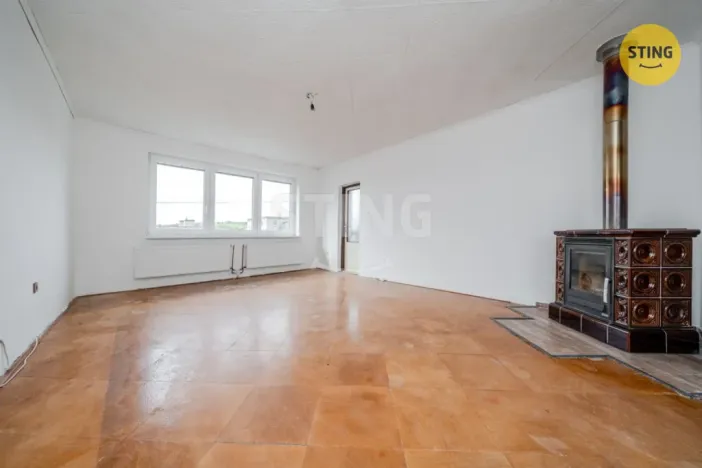 Prodej bytu 4+1, Dolní Lhota, K nádraží, 120 m2