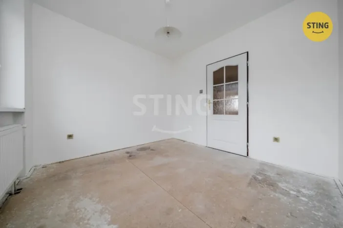 Prodej bytu 4+1, Dolní Lhota, K nádraží, 120 m2