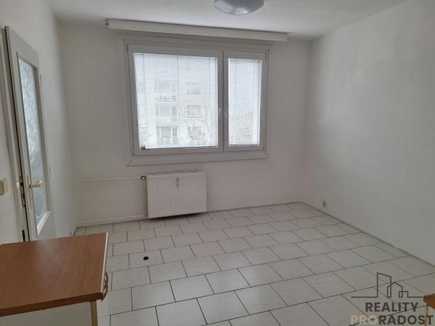 Pronájem bytu 1+1, Děčín, Kosmonautů, 35 m2