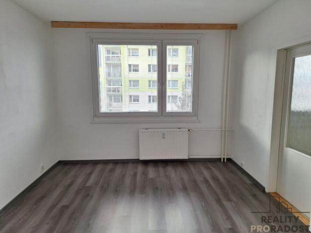 Pronájem bytu 1+1, Děčín, Kosmonautů, 35 m2