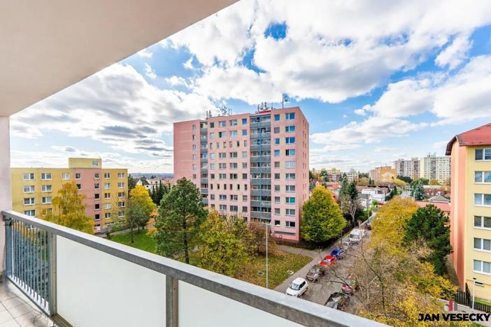 Prodej bytu 3+1, Praha - Horní Počernice, Lhotská, 73 m2