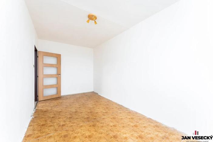 Prodej bytu 3+1, Praha - Horní Počernice, Lhotská, 73 m2