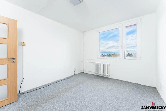 Prodej bytu 3+1, Praha - Horní Počernice, Lhotská, 73 m2