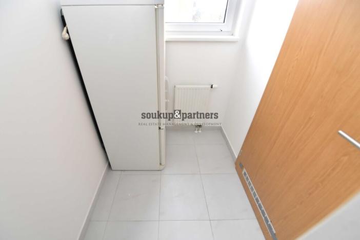 Pronájem bytu 1+kk, Praha - Kamýk, U Kamýku, 31 m2