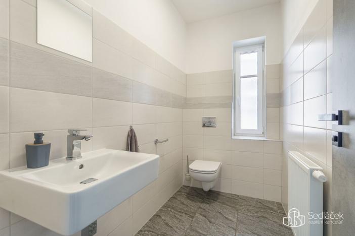 Prodej vícegeneračního domu, Krajková, 250 m2