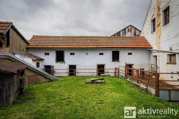 Prodej zemědělské usedlosti, Kokořín - Březinka, 283 m2