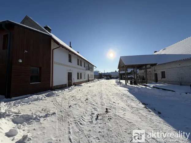 Prodej zemědělské usedlosti, Kokořín - Březinka, 283 m2