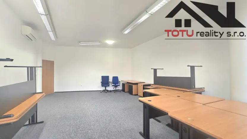 Pronájem kanceláře, Chrudim, Palackého třída, 38 m2