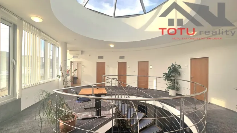 Pronájem kanceláře, Chrudim, Palackého třída, 38 m2