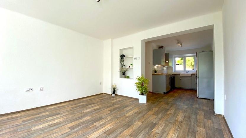 Pronájem bytu 2+1, Beroun - Beroun-Město, Zahořanská, 66 m2