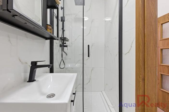 Prodej bytu 3+kk, Karlovy Vary, Jízdárenská, 46 m2