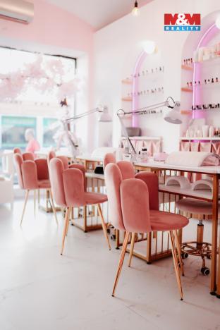 Prodej obchodního prostoru, Náchod, 65 m2