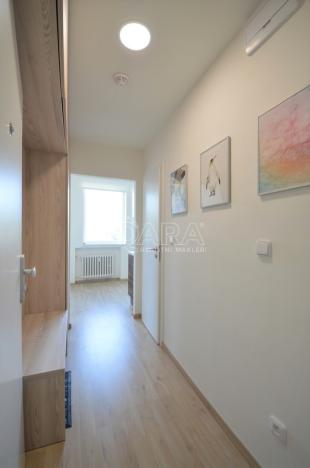 Pronájem bytu 1+1, Praha - Jinonice, Peroutkova, 32 m2