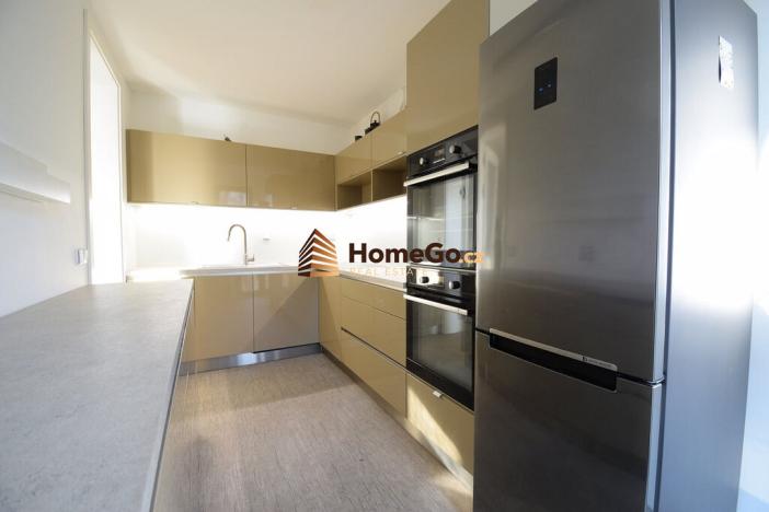 Pronájem kanceláře, Praha - Klánovice, Slavětínská, 50 m2