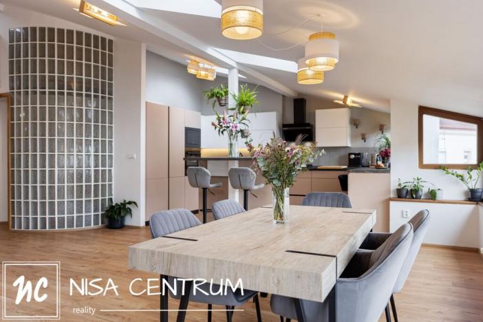 Prodej bytu 6+kk a větší, Praha - Vinohrady, Vozová, 260 m2