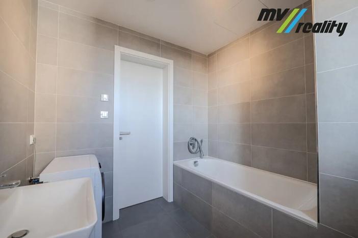 Prodej bytu 1+kk, Praha - Hrdlořezy, V třešňovce, 35 m2