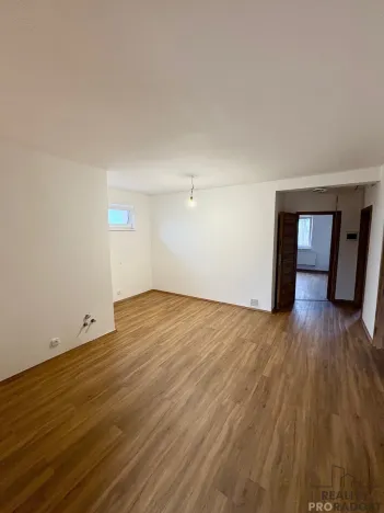 Prodej rodinného domu, Zaječí, Zahradní, 240 m2