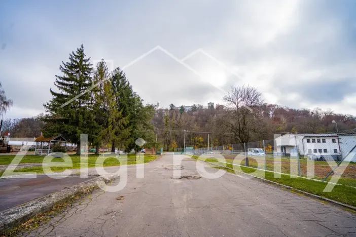 Prodej komerční nemovitosti, Bojkovice, 17142 m2