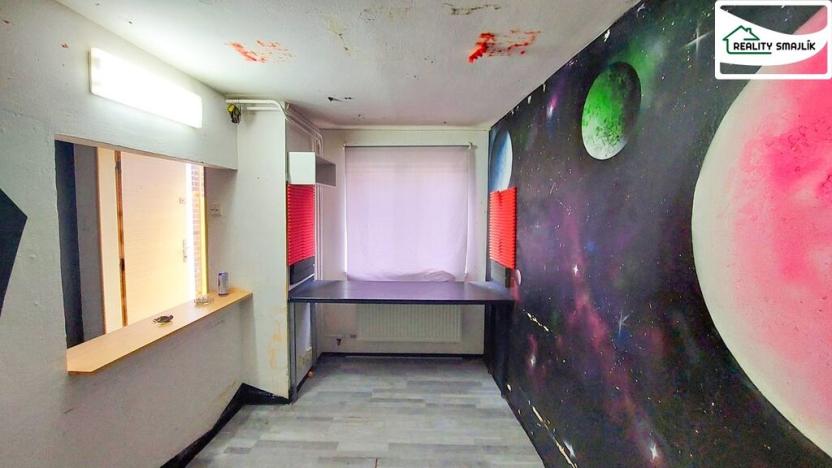 Pronájem obchodního prostoru, Cheb, Dvořákova, 14 m2