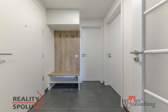 Prodej bytu 2+kk, Praha - Dolní Chabry, Ústecká, 58 m2