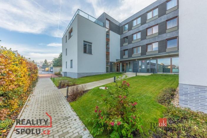 Prodej bytu 2+kk, Praha - Dolní Chabry, Ústecká, 58 m2