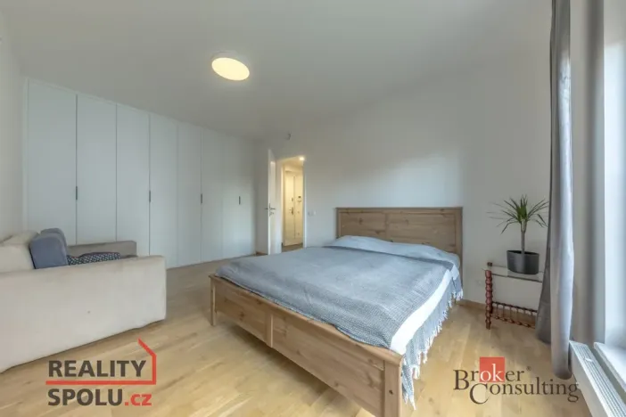 Prodej bytu 2+kk, Praha - Dolní Chabry, Ústecká, 58 m2