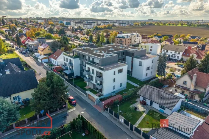 Prodej bytu 2+kk, Praha - Dolní Chabry, Ústecká, 58 m2