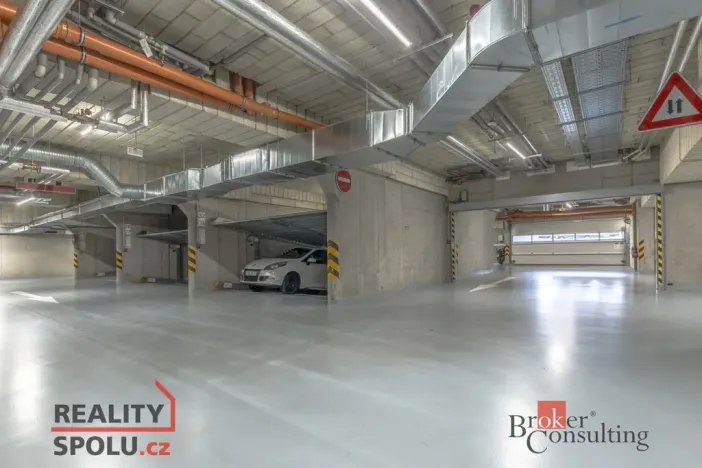 Prodej bytu 2+kk, Praha - Dolní Chabry, Ústecká, 58 m2