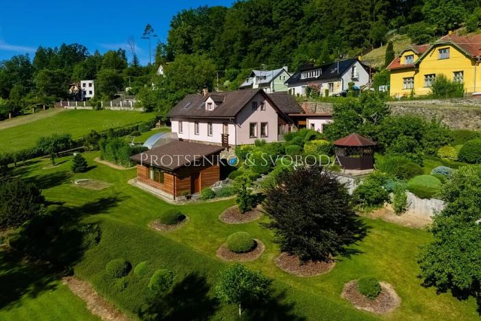 Prodej rodinného domu, Ledečko, 257 m2