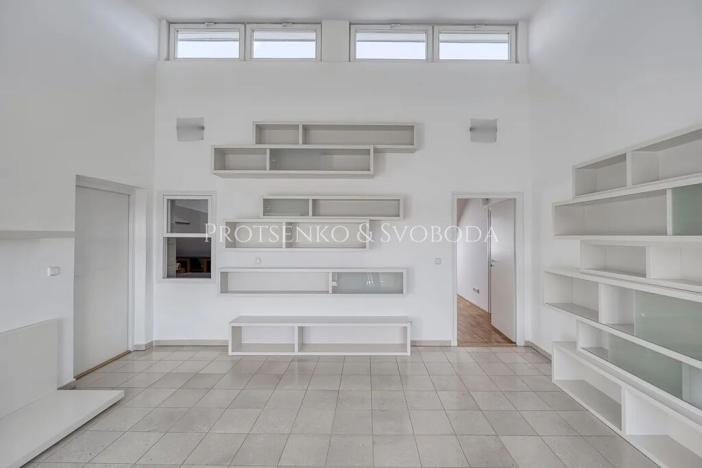 Prodej vily, Křižanov, Benešovo náměstí, 530 m2