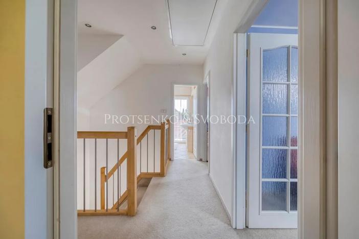 Prodej rodinného domu, Hostivice, náměstí Jana IV. z Dražic, 185 m2