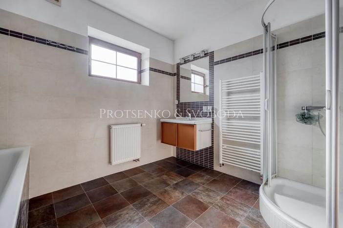 Prodej rodinného domu, Mořina, 239 m2