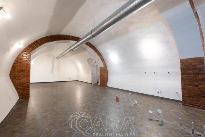 Pronájem komerční nemovitosti, Brandýs nad Labem-Stará Boleslav - Brandýs nad Labem, Masarykovo náměstí, 89 m2