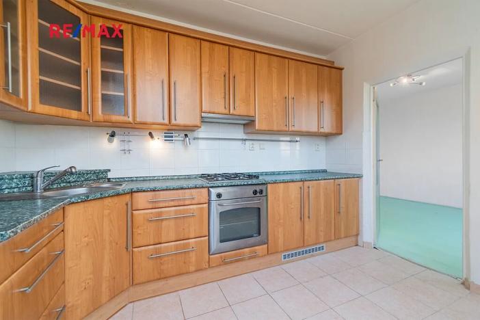 Prodej bytu 4+1, Plzeň, Strážnická, 78 m2