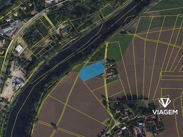 Prodej pole, Praha - Lipence, 3889 m2