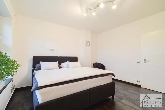 Pronájem rodinného domu, Sulice, Ke Skalce, 102 m2