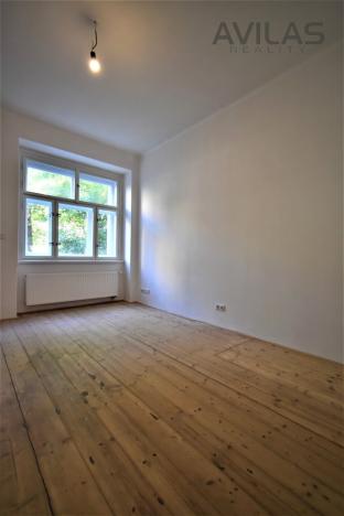 Pronájem bytu 1+kk, Praha - Smíchov, U Nikolajky, 32 m2