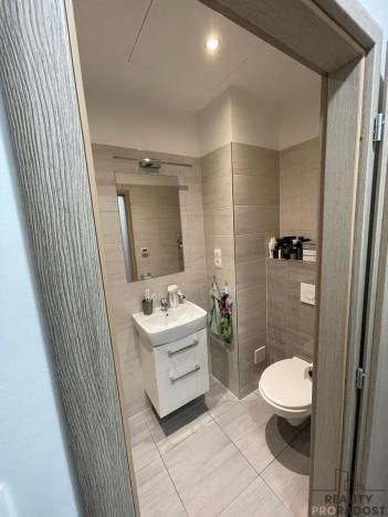 Pronájem bytu 1+kk, Šumperk, Bludovská, 36 m2