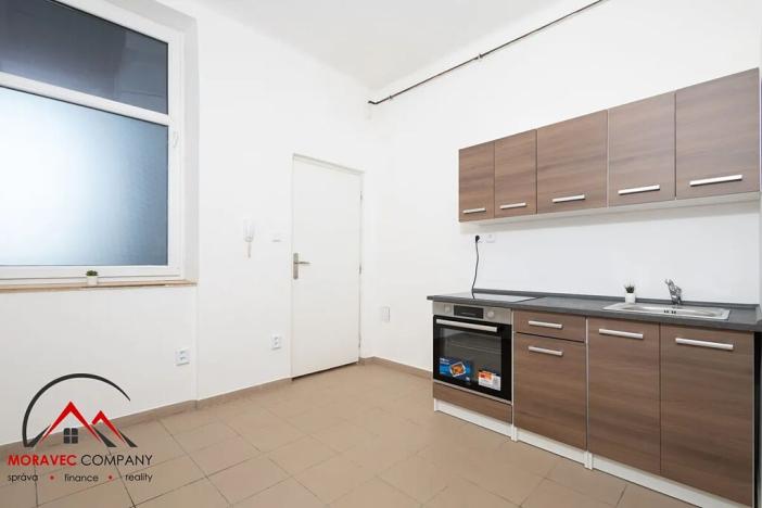 Pronájem bytu 1+1, Ostrava, Mariánskohorská, 36 m2