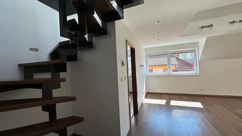 Prodej bytu 4+kk, Luhačovice, 109 m2