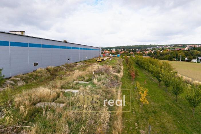 Pronájem výrobních prostor, Zakřany, 2636 m2