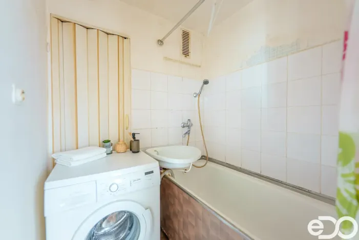 Prodej bytu 2+1, Praha, Olbramovická, 57 m2