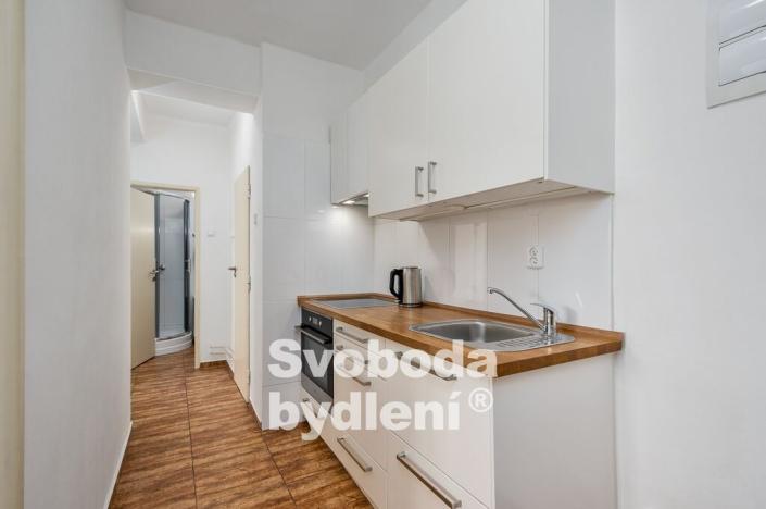 Pronájem bytu 2+kk, Praha - Střešovice, Za Hládkovem, 39 m2