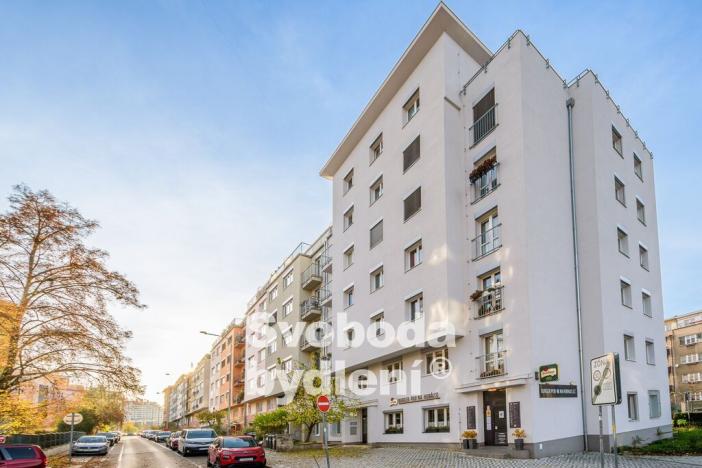 Pronájem bytu 2+kk, Praha - Střešovice, Za Hládkovem, 39 m2
