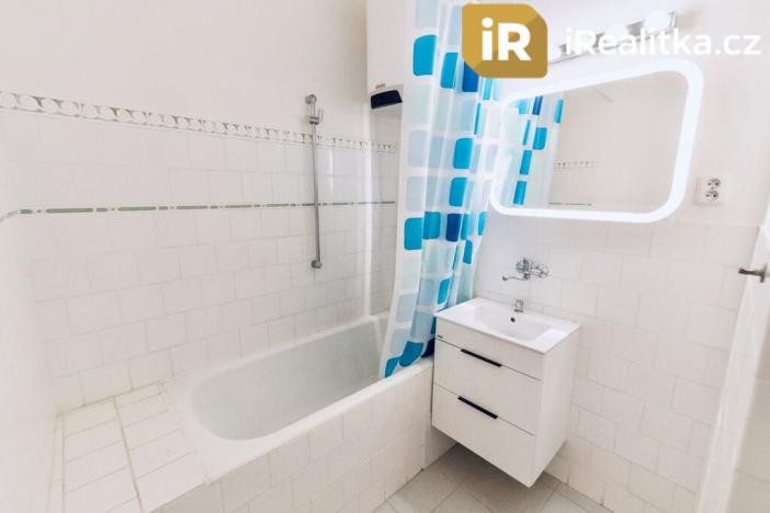 Prodej bytu 2+kk, Hradec Králové, Nerudova, 49 m2